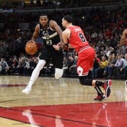 Giannis antetokounmpo bucks hawks milwaukee inquirer playoffs finals conference hyperextended lineups predicted 5s 1st tonight structural scenarios acl sportskeeda